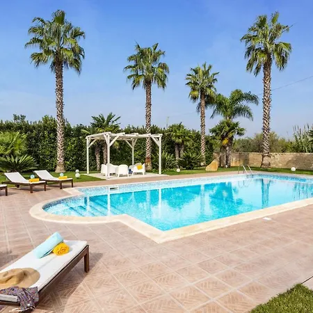Blanco Villa